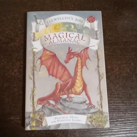 LLEWELLYNS 2012 Classic Collection Paper back book. Vintage - Picture 1 of 2